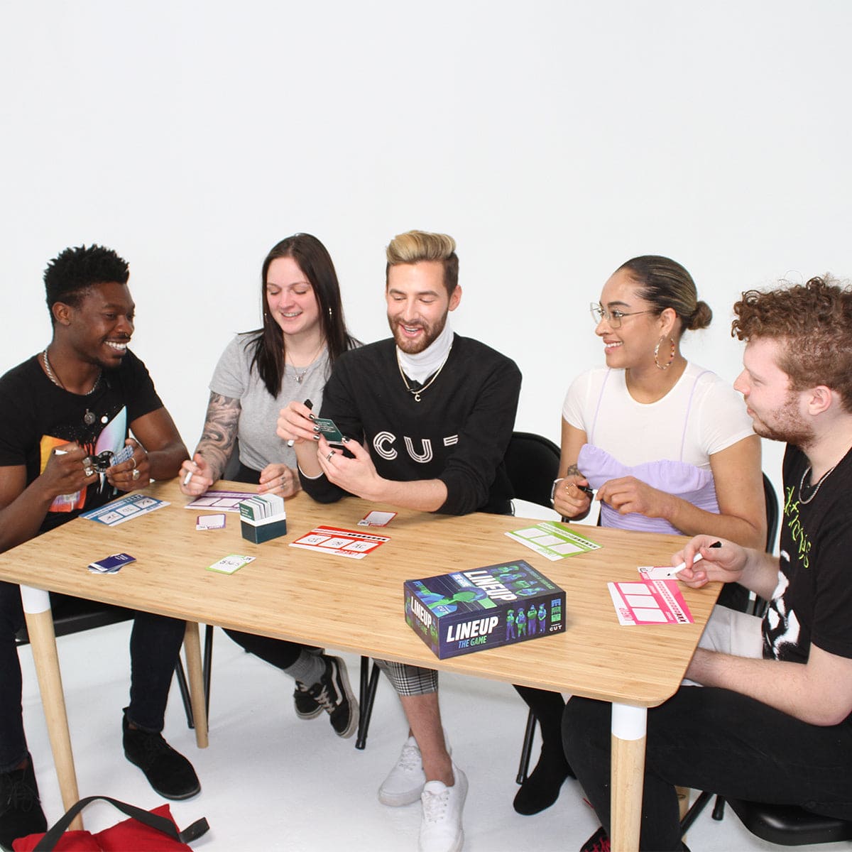  Keep IT 100: The Card Game by Cut – Surprising Surveys